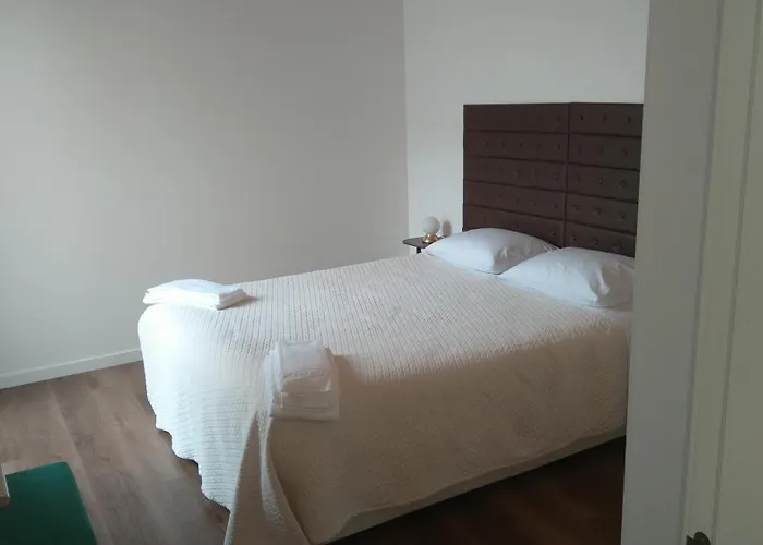 Apartman Casas Albano 2 *